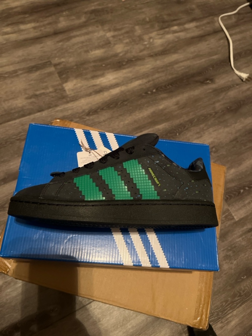 Bundle Adidas Minecraft Campus 00s J Black Green Pixel Sneakers 6.5Y  and socks - Picture 3 of 16